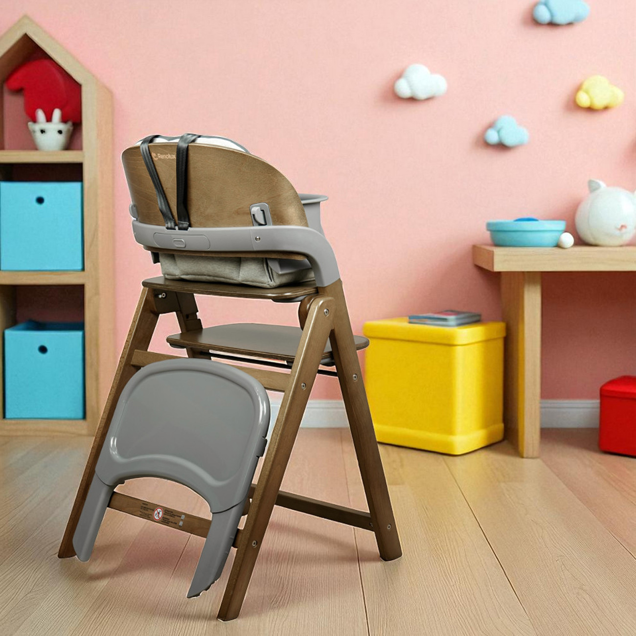 chaise haute en bois rangement tablette lifestyle Meridio Renolux